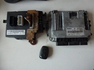 KIT ECU RENAULT TRAFIC VAUXHALL VIVARO 2.0 DCI 0281017065 P8200790995 - Immagine 1 di 3