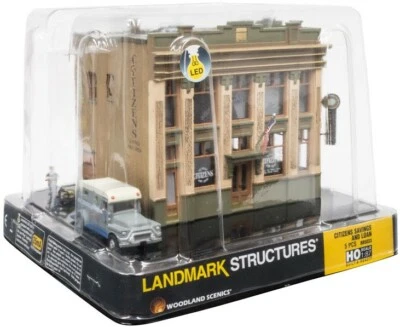 Woodland Scenics HO ~ With LEDs Citizens Savings & Loan ~ Built & Ready ~ BR5033 - Image 1 of 4