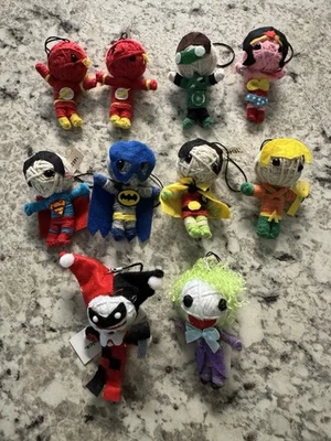 Lote de 10 muñecas hilo vudú personajes cómicos DC nuevas pero sin embalaje  Foto 1 de 4