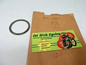 NOS TRIUMPH REAR WHEEL BEARING BACKING SPACER RIGID 37-1022 OEM - Picture 1 of 2