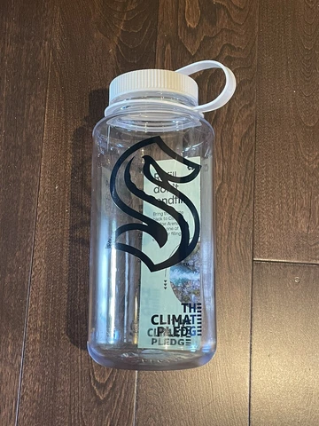 Seattle Kraken Nalgene Water Bottle 32oz, 10/15/2022 Opening Night Giveaway SGA Cover