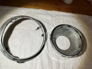 Mercedes w108 w111 headlight assembly with chrome bezel ring part - Picture 1 of 4