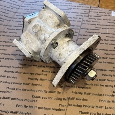 Насос для сырой воды Cummins Marine 8.3 QSC600 - Изображение 1 из 4