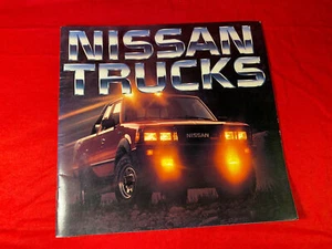 Original 1984 Nissan Truck Deluxe Sales Brochure Catalog 4x2 4x4 Pickup - Picture 1 of 7