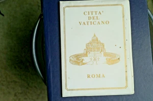 Souvenirs Vaticano, 9 Medaillen von den Päpsten, vermutlich aus Silber?! - Bild 1 von 12