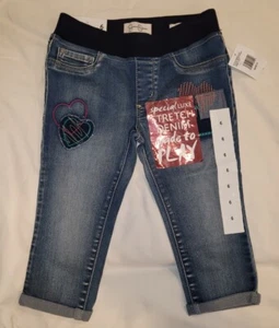 NWT Jessica Simpson Embroidered Elastic Waste Pull On Demin Capri Jeans Size 6 - Picture 1 of 7