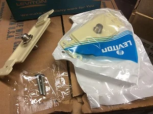 (50) LEVITON 40681-001 WALL JACK TYPE F COAXIAL 75 OHM NEW NOS FITTING NEW $59 - Picture 1 of 3