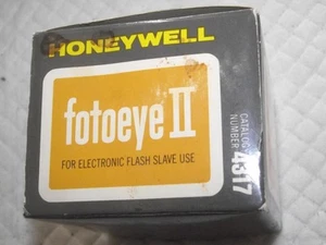 HONEYWELL FOTOEYE II ELECTRONIC FLASH SLAVE, NEW IN BOX - Picture 1 of 5