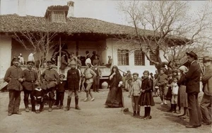 Foto Ak Mazedonien, Deutsche Soldaten in Uniformen, Personen in... - 10898085 - Picture 1 of 2