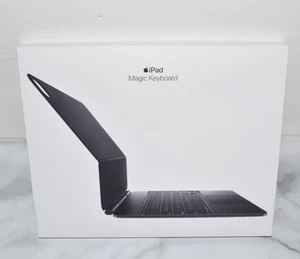 Klawiatura Apple Magic, do iPada Pro 13 cali, czarna, A2974, MWR53LL/A z pudełkiem - Zdjęcie 1 z 16