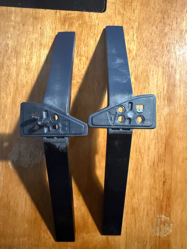 LG 正品支架底座适用于 OLED48A16LA、OLED55A16LA、OLED65A16LA — 第 1/1 张图片