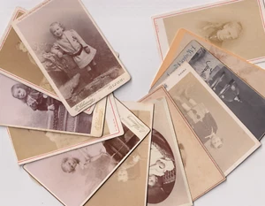 Lot de 12 CDV - Enfant - Vintage prints c.1865-1900 - Bild 1 von 3