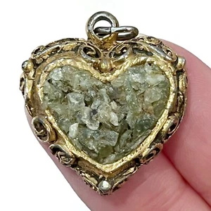 Vintage Crushed Jade Jadite Gemstone Heart Necklace Pendant with Gold Tone Base - Picture 1 of 7