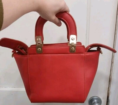 Bolso de mano de cuero vegano Red Urban Expressions con asas dobles Foto 1 de 4