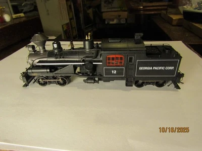 Rivarossi HO Georgia Pacific 12 Ton Two Truck Heisler Logging Steam Locomotive - Image 1 of 4