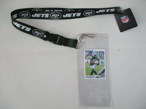 NEW YORK JETS LANYARD WITH TICKET HOLDER PLUS COLLECTIBLE PLAYER CARD Cover