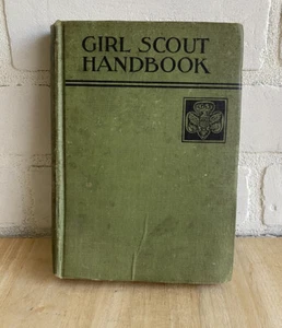 GIRL SCOUT HANDBOOK (1934) HC - Picture 1 of 12