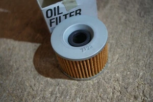 YAMAHA GENUINE FZ750N FJ1100 FJ1200 XJR1200 XJR1300 OIL FILTER 36Y-13411-00 - Picture 1 of 3