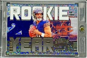 Caleb Williams RARA ROOKIE SPARKLE REFRACTOR INVESTMENT CARD PANINI BEARS MINT - Foto 1 di 2