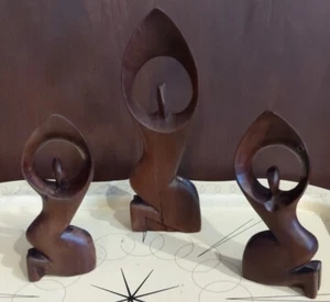 Scultura africana intagliata a mano lotto di 3 statuine famiglia astratte in legno 6 e 8 pollici - Foto 1 di 10
