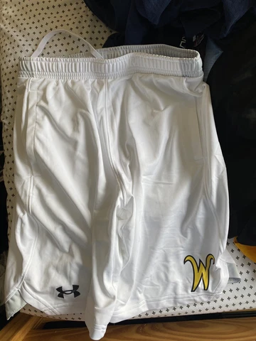 Wichita State Basketball Team Issued Shorts Mens M Under Armour Cover