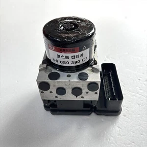 Refurbished 96859390C7 ABS Module (Fits : 2006 - 2010 Captiva : Winstorm ) - Picture 1 of 8