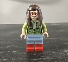 LEGO Amy Farrah Fowler Minifigure - 21302 Big Bang Theory (Ideas / CUUSOO) RARE