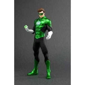 DC COMICS SUPERMAN New 52 ARTFX+ STATUE - Picture 1 of 3