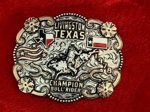 TEXAS Rodeo Trophy Buckle BULL RIDING Champion☆LIVINGSTON TEXAS☆1978☆779 - Picture 1 of 14