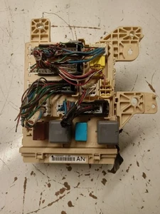 SIENNA    2006 Fuse Box Cabin 1333048 - Picture 1 of 12