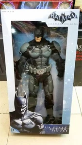 18" BAT MAN ARKHAM ORIGINS 1/4 deluxe figure dark knight NECA DC NIB In Stock - Picture 1 of 9
