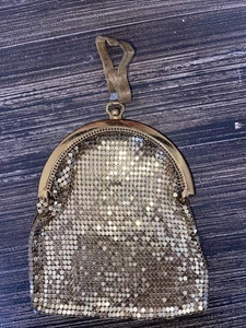Whiting & Davis Gold Mesh Evening Bag Kiss Clasp Wrist Strap Wristlet - Picture 1 of 6