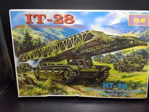Vintage ICM IT-28 Soviet WWII Bridgelayer Tank 1/35 #35081 New Factory Sealed - Bild 1 von 6