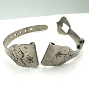 Vintage Herren Armbanduhr Band Edelstahl 2. Weltkrieg Pazifische Kampagne Graben Art - Bild 1 von 5
