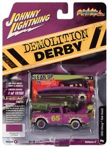 Johnny Lightning 1965 Chevy Tow Truck Demolition Derby Vs.B R4 1:64 Diecast