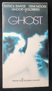 1993 Ghost VHS Sealed With McDonalds Yellow Watermarks Hologram Seal Nice!  - Bild 1 von 6