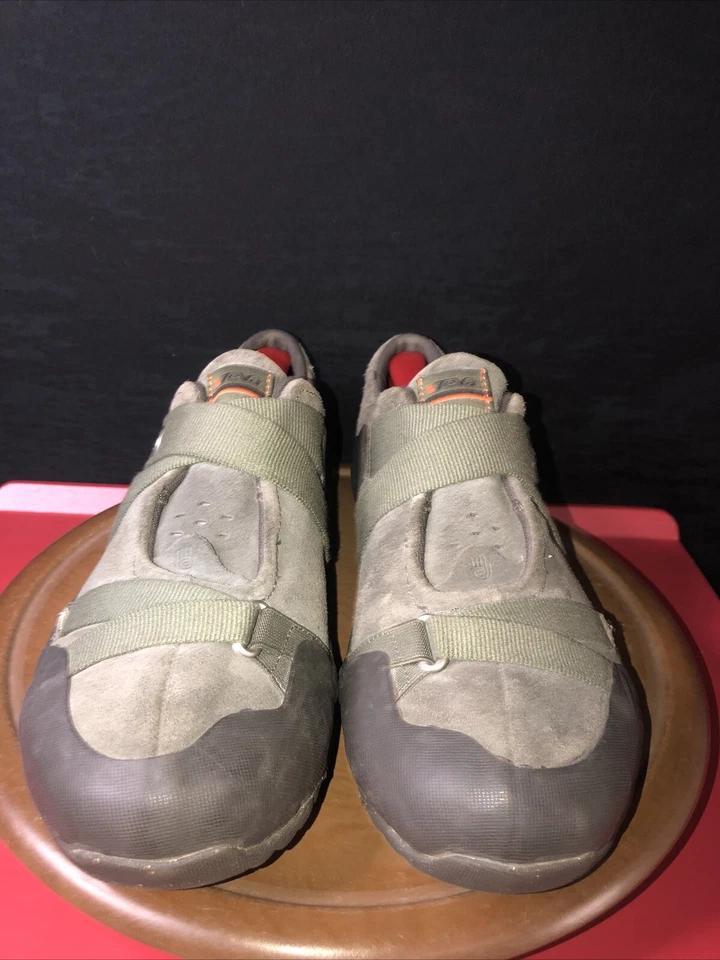 Zapatos de escalada Teva S/N6054 para hombre talla 9,5 gamuza/caucho cierre a presión Foto 1 de 4