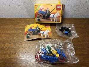 LEGO 1877 Forestmens Crusader Cart with instructions - INCOMPLETE