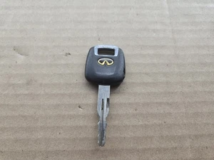 Llave de puerta de encendido Infiniti negra y cromada de fábrica OEM - Imagen 1 de 5