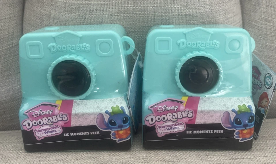 LOTE DE 2 paquetes sorpresa Disney Doorables Remember When Lil' Moments Peek Foto 1 de 1