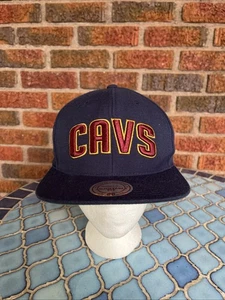 Schön! Mitchel and Ness Cleveland Cavaliers Snapback Mütze Navy Blau NBA - Bild 1 von 12