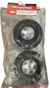 Traxxas 5875X Tires & wheels assembled glued (SCT satin chrome black beadlock st - Picture 1 of 1