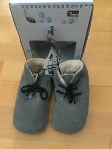 Babykrabbelschuhe Rindleder,warmgefüttert,Grau,12-18 Monate,Neu im Karton - Bild 1 von 5