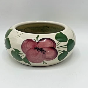 Jarrón S Designs cerámica pintado a mano cervecero Maine Ichibana con flor rana - Imagen 1 de 6