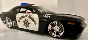 Maisto 2008 Diecast Auto Dodge Challenger Highway Patrol Maßstab 1:24 Nr. 0945 - Bild 1 von 19