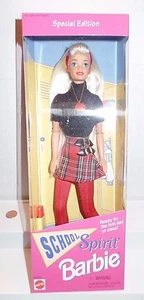 NUEVO EN CAJA MUÑECA BARBIE MATTEL 1995 ESPÍRITU ESCOLAR #15579 CABELLO RUBIO NEGRO ROJO CONJUNTO 3+ - Imagen 1 de 4