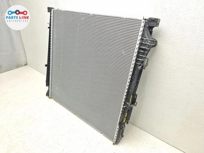 BMW X3 M50 2025 radiador trasero motor principal enfriador de agua de refrigeración G45 3,0 L OEM Foto 1 de 4