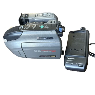 Panasonic PV-L680D Palmcorder Digital VHS-C 150x 18x Untested Comes W/Charger  - Image 1 of 4