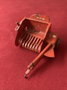 Carter's Tru-Scale Hay Baler 1:16 Scale Farm Toy IH Farmall Red Parts Or Resto - Picture 1 of 6