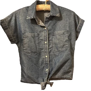 Sim & Sam Women’s Cropped Top Med Denim Button Up Front Tie Short Sleeve Size S - Picture 1 of 5